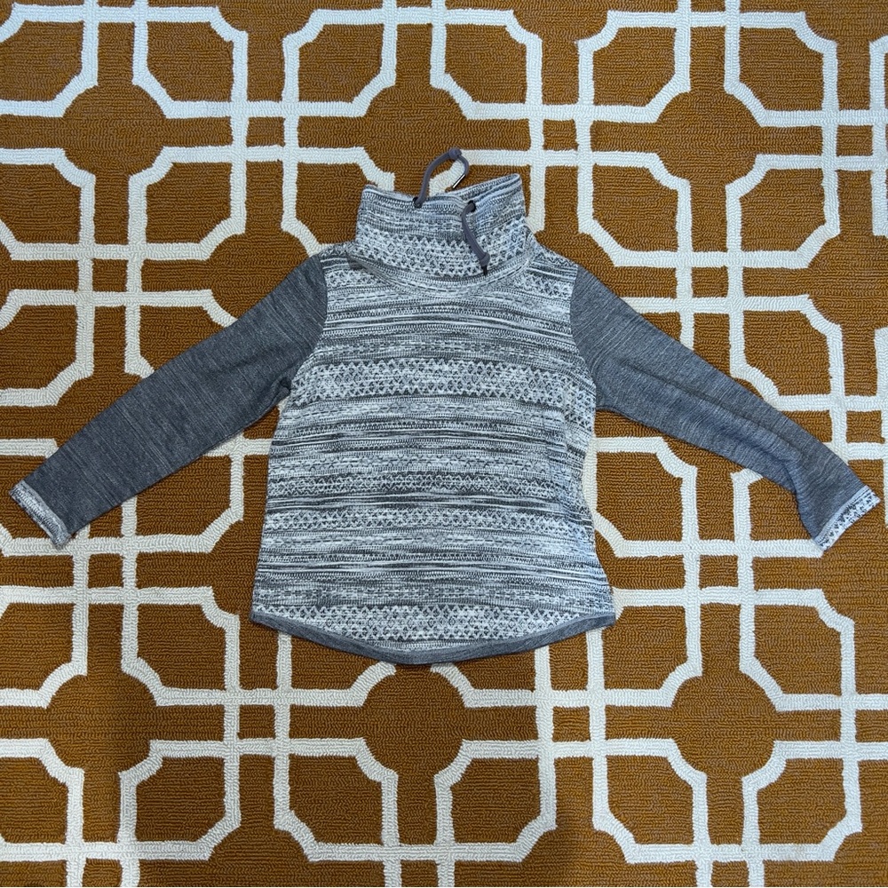 Coldwater Creek Women’s Sweater Light-Weight Gray Petite Small EUC Comfortable